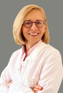 Dr. Flautner Ildikó