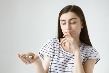 Torokfájás ellen gyógyszer: mikor kell antibiotikumot szedni?