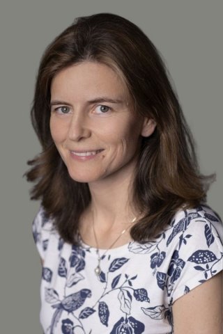 Dr. Lukács Anita